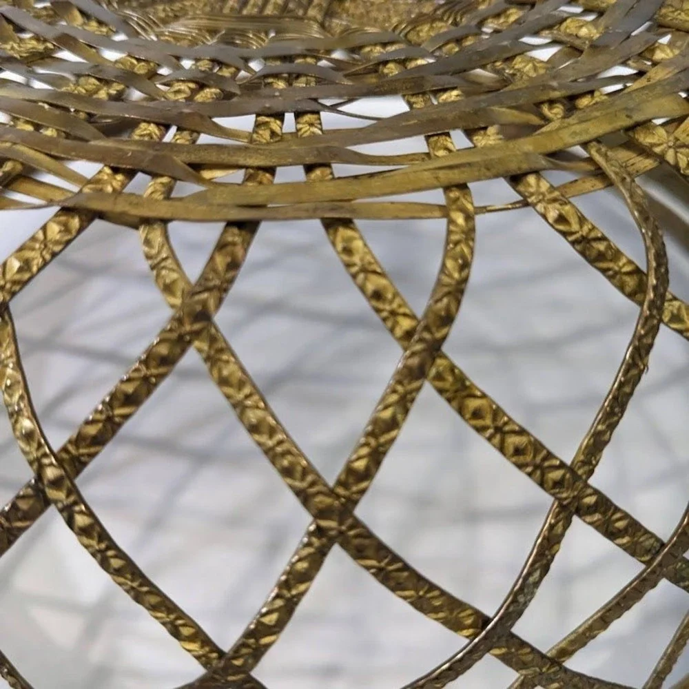 Vintage Brass Wire Basket Woven Lattice Metal Round Fruit Bowl Embossed Handle